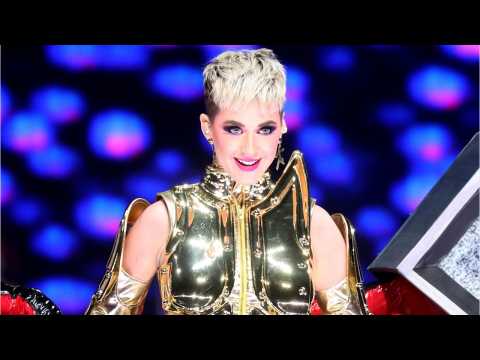 VIDEO : What's Katy Perry's Hidden Talent?