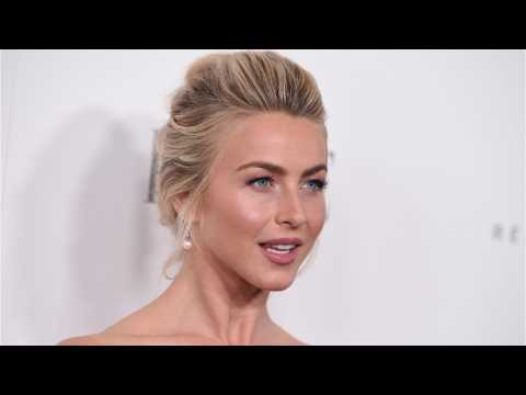 VIDEO : Julianne Hough Lived In Pain For Years Because Of Endometriosis