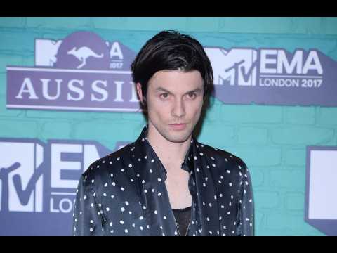 VIDEO : James Bay's reinvention inspired by Ed Sheeran and Taylor Swift