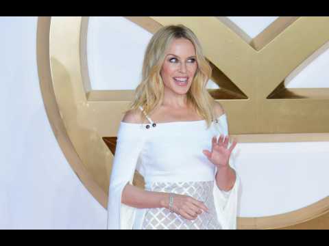 VIDEO : Kylie Minogue's anxiety cure