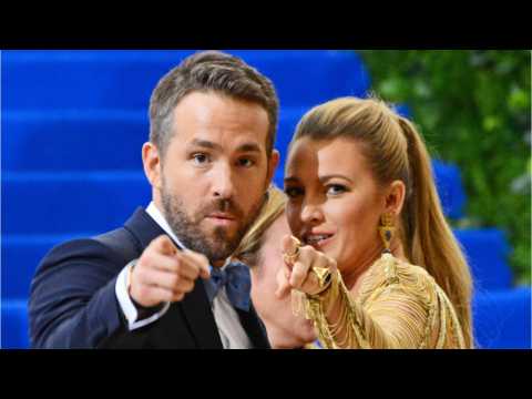 VIDEO : Ryan Reynolds Shuts Down Marriage Trouble Rumors