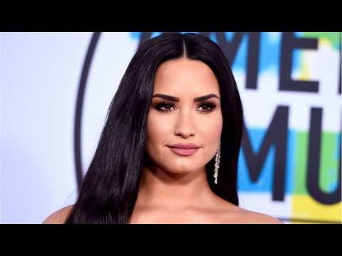 VIDEO : Demi Lovato - Body-Positive And Social Media