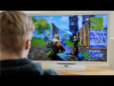 VIDEO : Girl Starts Petition To Have 'Fortnite' Banned, Claims Game Stealing Her Boyfriend