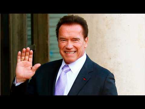 VIDEO : Arnold Schwarzenegger? Home After Heart Surgery