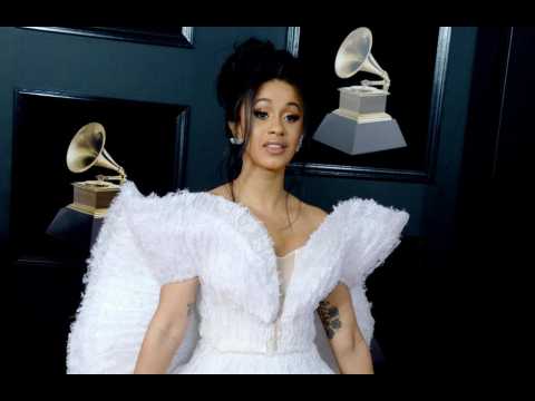 VIDEO : Cardi B wants privacy