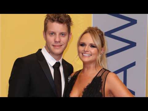 VIDEO : Miranda Lambert & Anderson East Split