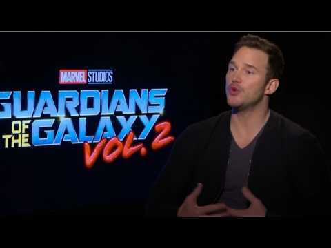 VIDEO : Fans Love Chris Pratt's Photo From 'Avengers: Infinity War' Press Tour
