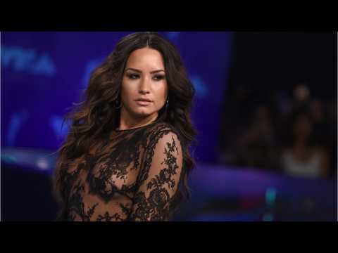 VIDEO : Demi Lovato Is Proud Of Her 'No More Dieting Thighs'