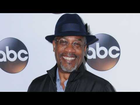 VIDEO : Joe Morton Co-Stars In 'God Friended Me'