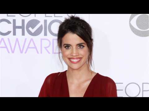 VIDEO : 'Parks and Recreation' Reunion: Natalie Morales To Star In Parks Showrunner Pilot