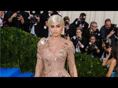 VIDEO : Kylie Reveals Makeup Collection Inspired By Daughter