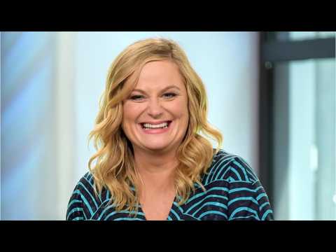 VIDEO : Amy Poehler To Direct Neflix's ?Wine Country?
