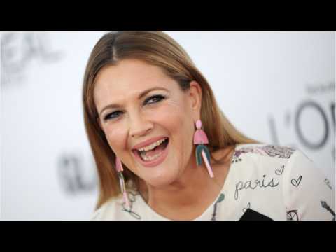 VIDEO : Drew Barrymore Gives Best Response When Mistaken For Pregnant