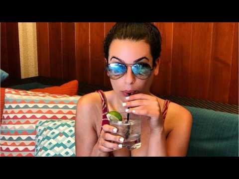 VIDEO : Lea Michele Sizzles on Her Hawaiian Vacation