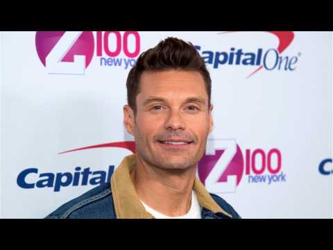 VIDEO : Seacrest Receives Backlash For Hosting E! Red Carpet