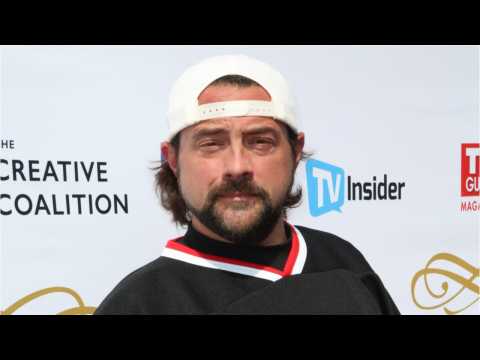 VIDEO : What Did Kevin Smith Ask Mark Hamill To Send?