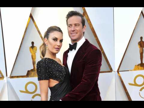 VIDEO : Armie Hammer fights off illness for Oscars