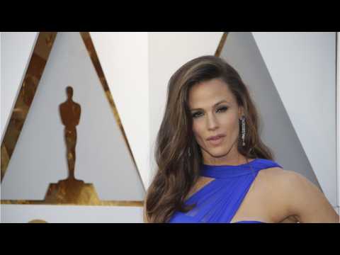 VIDEO : Oscars: Jennifer Garner's Shocked Face Goes Viral