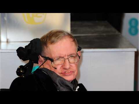 VIDEO : Eddie Redmayne Pays Tribute To Stephen Hawking After Death