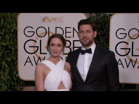 VIDEO : Emily Blunt and John Krasinski offer fans a chance to double date