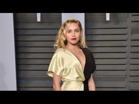 VIDEO : Miley Cyrus is Being Sued For $300 Million