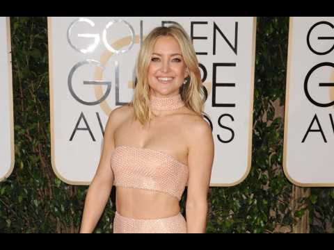 VIDEO : Kate Hudson stands with Time's Up