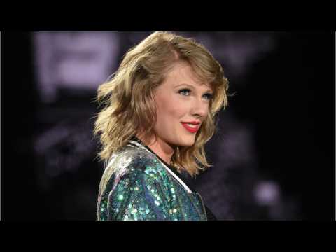 VIDEO : Taylor Swift Offers Support To Students Marching For Gun Control