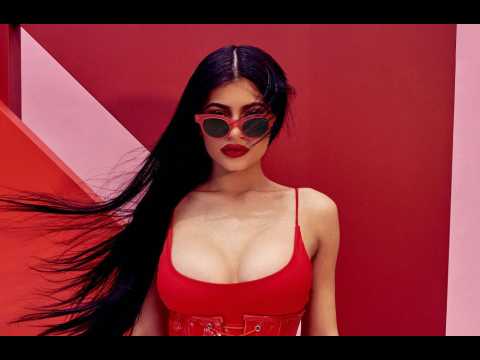 VIDEO : Kylie Jenner gifted a Ferrari