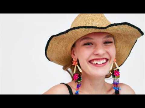VIDEO : Zara Swimsuits Are Here