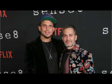 VIDEO : Marc Jacobs Proposes With Chipotle Flash Mob
