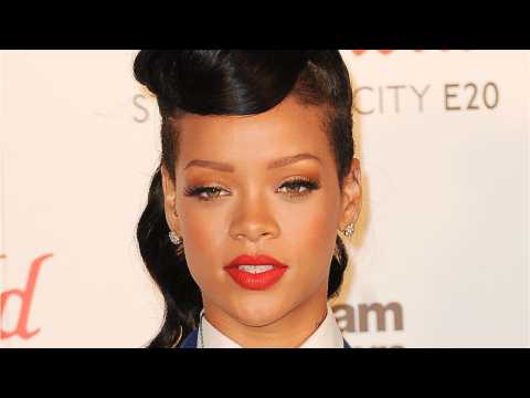 VIDEO : Rihanna Shared Video Of Herself Laughing At 'Vanderpump Rules'
