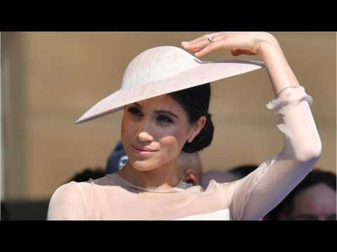 VIDEO : Meghan Markle Follows Royal Protocol Wearing Tights As A Duchess