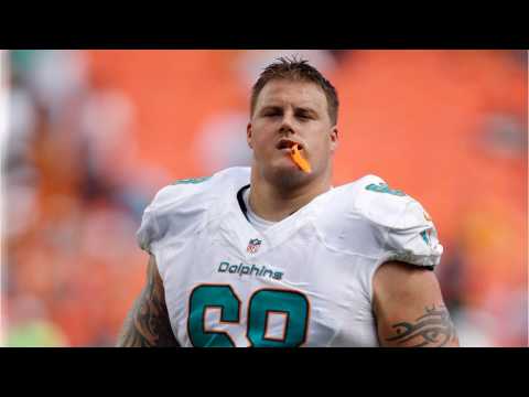 VIDEO : Ex-NFL Offensive Lineman Richie Incognito Taken For 'Involuntary Psychiatric Commitment'