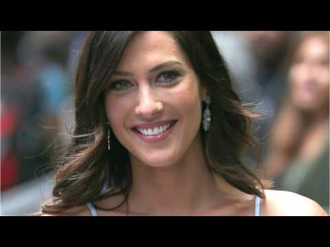 VIDEO : Becca Kufrin Revealed The Most Important Thing She Took from The 'Bachelorette Bible'