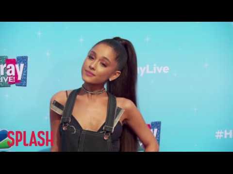 VIDEO : Ariana Grande and Pete Davidson are Instagram official