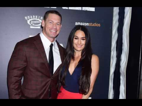 VIDEO : Nikki Bella et John Cena 'travaillent' sur leur relation