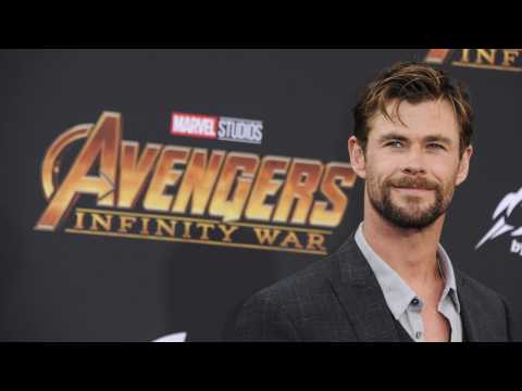 VIDEO : Chris Hemsworth Reveals Who Is The Worst At Keeping Secrets