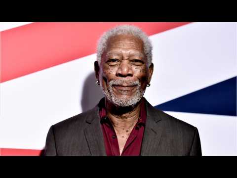 VIDEO : Morgan Freeman Apologizes After Being Accused Of Harassment