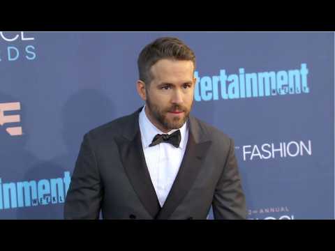 VIDEO : Ryan Reynolds in Early Talks to Star in Rainbow Six Film