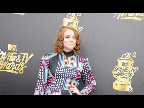 VIDEO : Unexpected Emmy Nomination For 'Stranger Things' Barb Actress