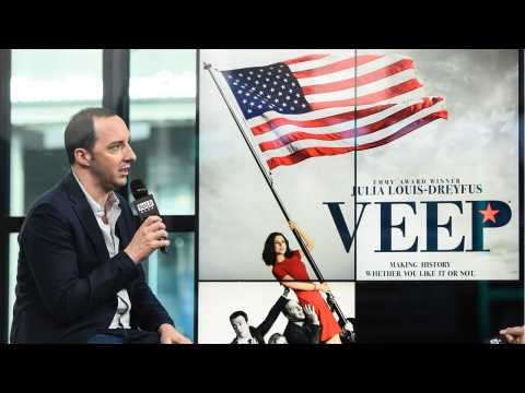 VIDEO : 'Veep' Star Tony Hale Wants to Be the Trump Team's Official Hugger