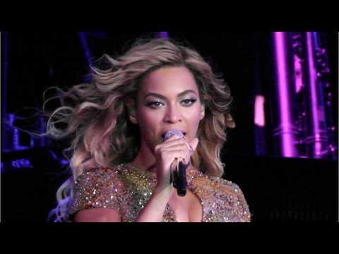 VIDEO : Beyonce Debuts Newborn Twins