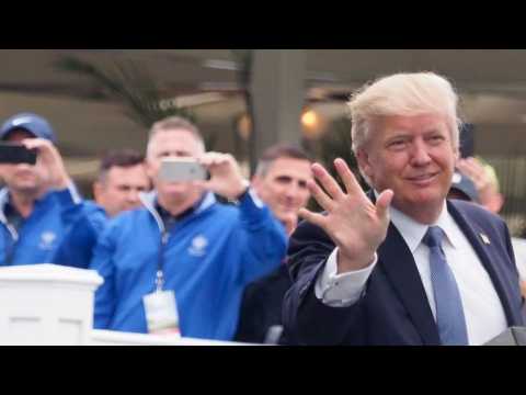 VIDEO : Donald Trump Pays A Visit To The U.S. Women's Open