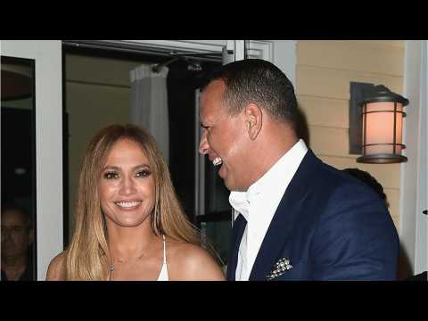 VIDEO : Jennifer Lopez And Alex Rodriguez Celebrate Their Birthday Week