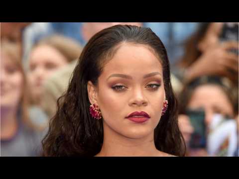VIDEO : Rihanna Wears Showstopping Pink Look At 'Valerian' Premiere