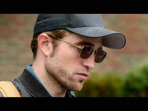 VIDEO : Why Did Robert Pattinson Get Expelled From School?