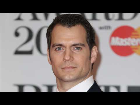 VIDEO : Henry Cavill Weighs In On 