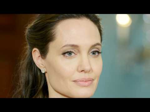 VIDEO : Angelina Jolie Is Taking a Break From Movies