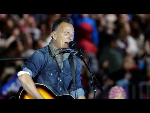 VIDEO : Bruce Springsteen is Heading to Broadway