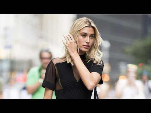 VIDEO : Hailey Baldwin Wore a Naked Shirt and Skinnies to the VS Fashion Show Castings